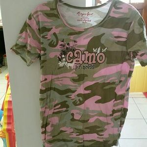 Camo t shirt